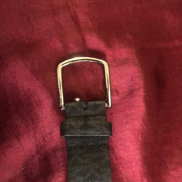 Size M authentic Michael kors belt - Picture 4 of 4